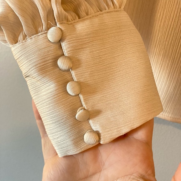 NWT H&M Blouse Sheer Ivory S Career Sexy. - Picture 4 of 10